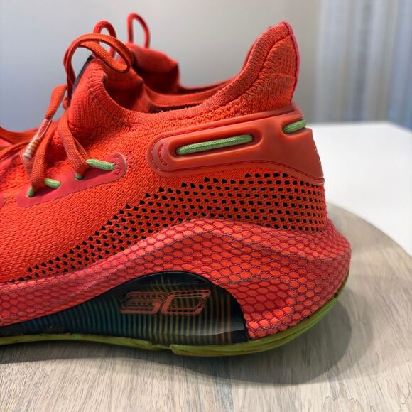 Under Armour Men's Curry 6 Roaracle Red Neon Green Sneakers 3020612-607 Size 8 - Picture 4 of 12